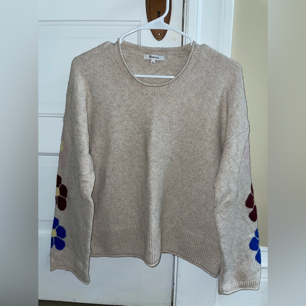Oversized Madewell Sweater with Flower Details (S)
